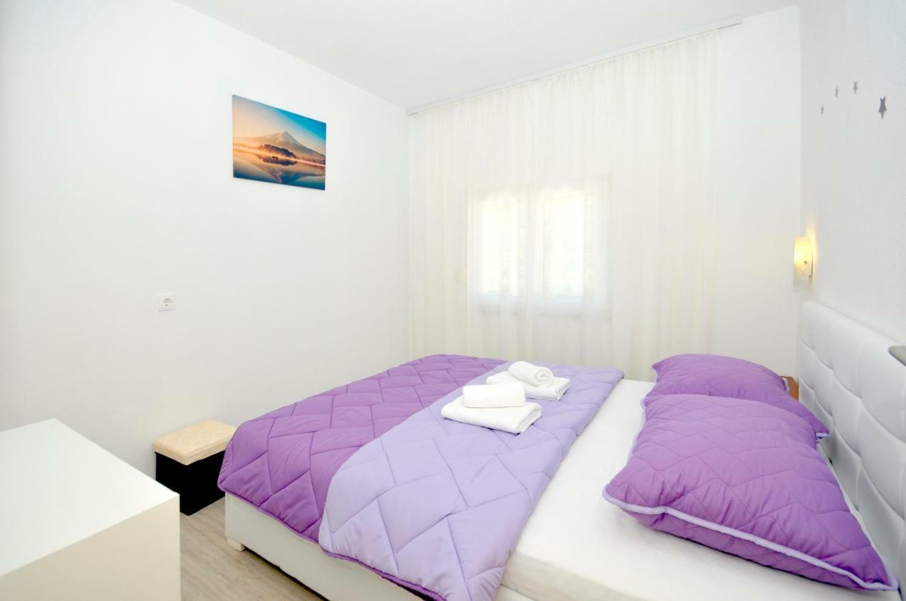 Apartment Mira Trogir Exterior photo